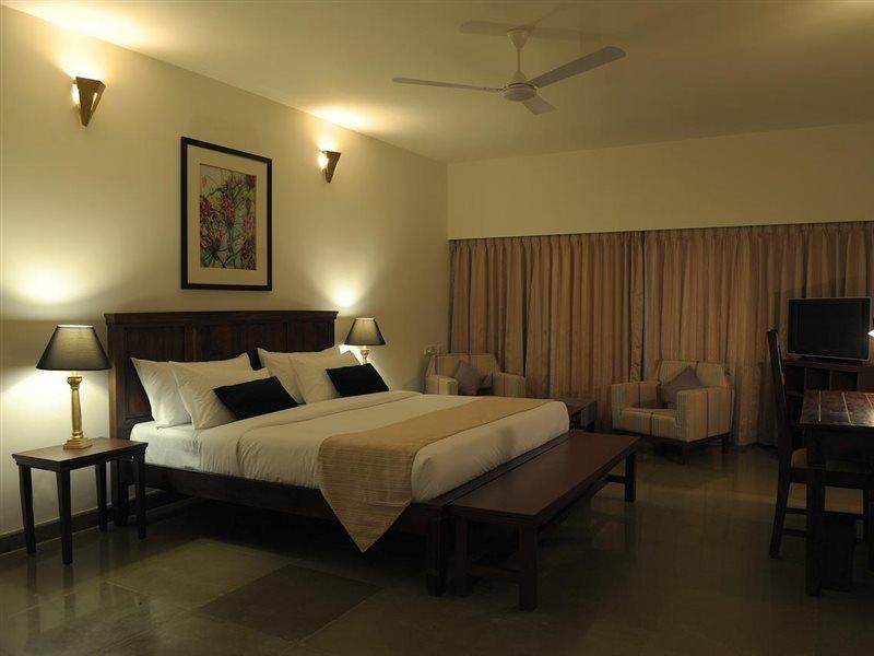 Amritara Ambatty Greens Resort Virajpet Exteriör bild