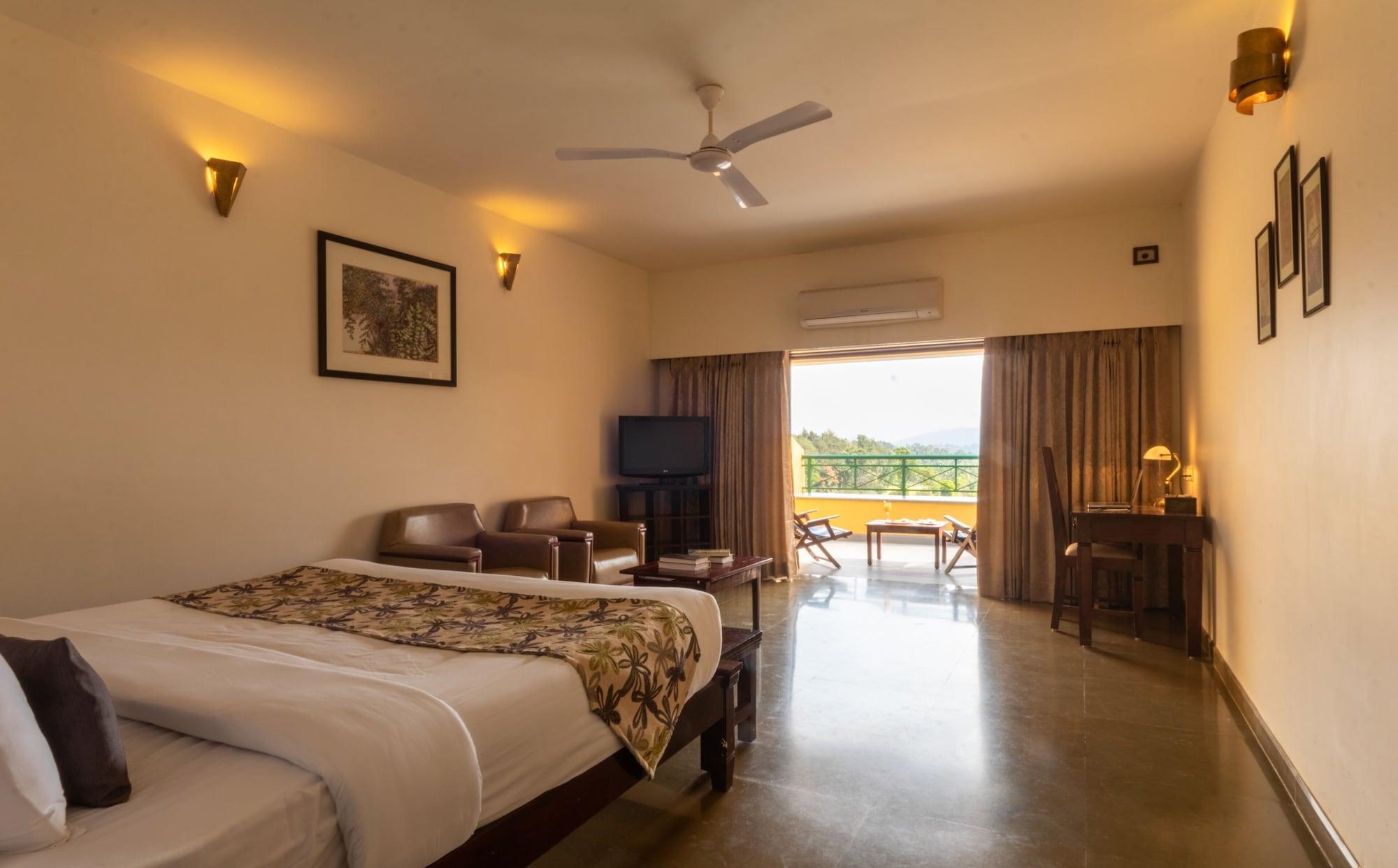 Amritara Ambatty Greens Resort Virajpet Exteriör bild