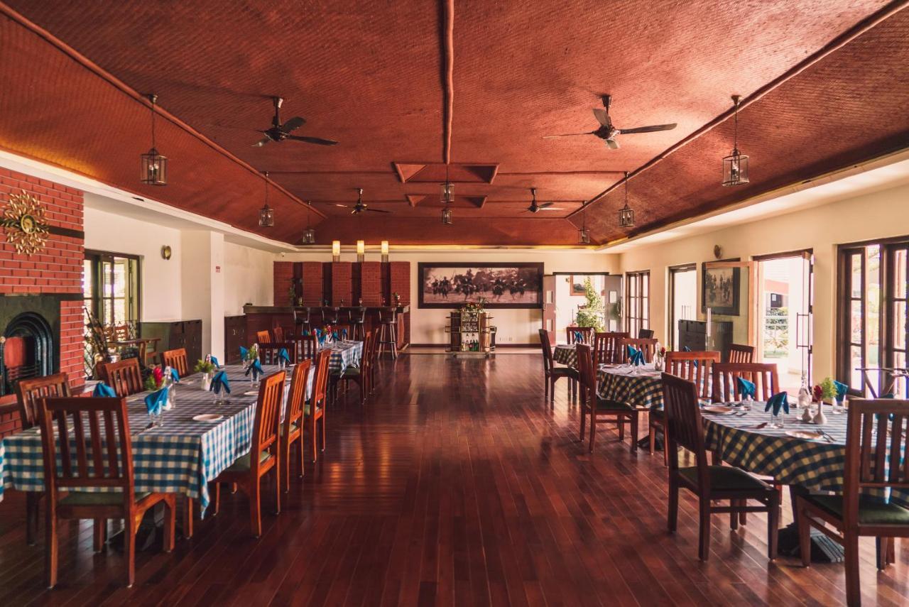 Amritara Ambatty Greens Resort Virajpet Exteriör bild